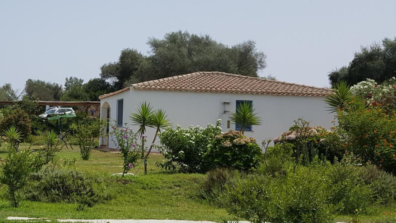 Hotel Baia Cea Bari Sardo Exterior foto