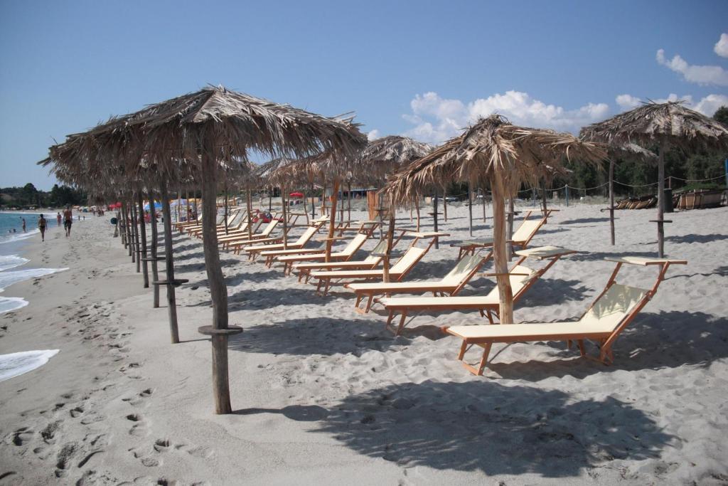 Hotel Baia Cea Bari Sardo Exterior foto
