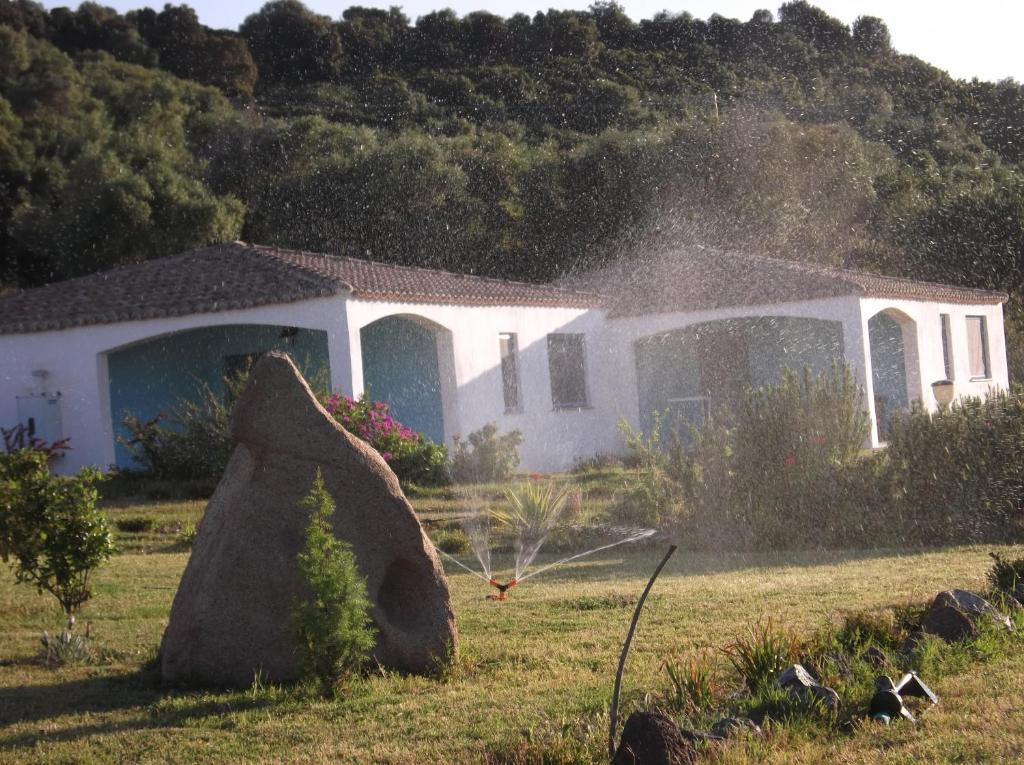 Hotel Baia Cea Bari Sardo Exterior foto