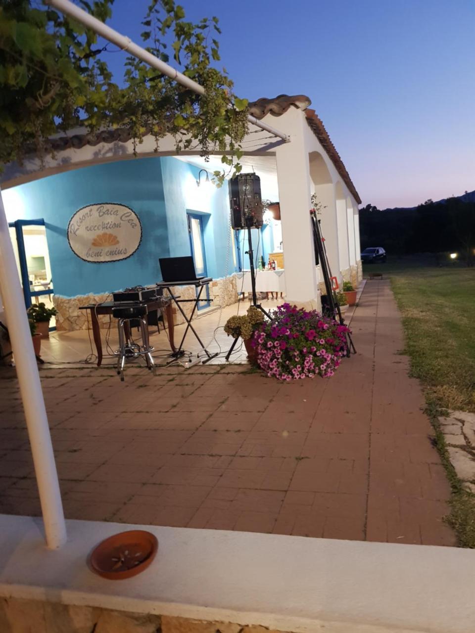 Hotel Baia Cea Bari Sardo Exterior foto