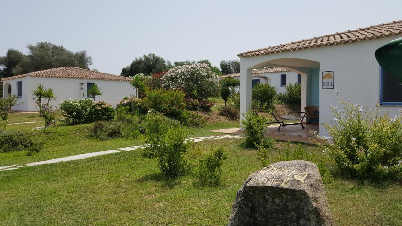 Hotel Baia Cea Bari Sardo Exterior foto